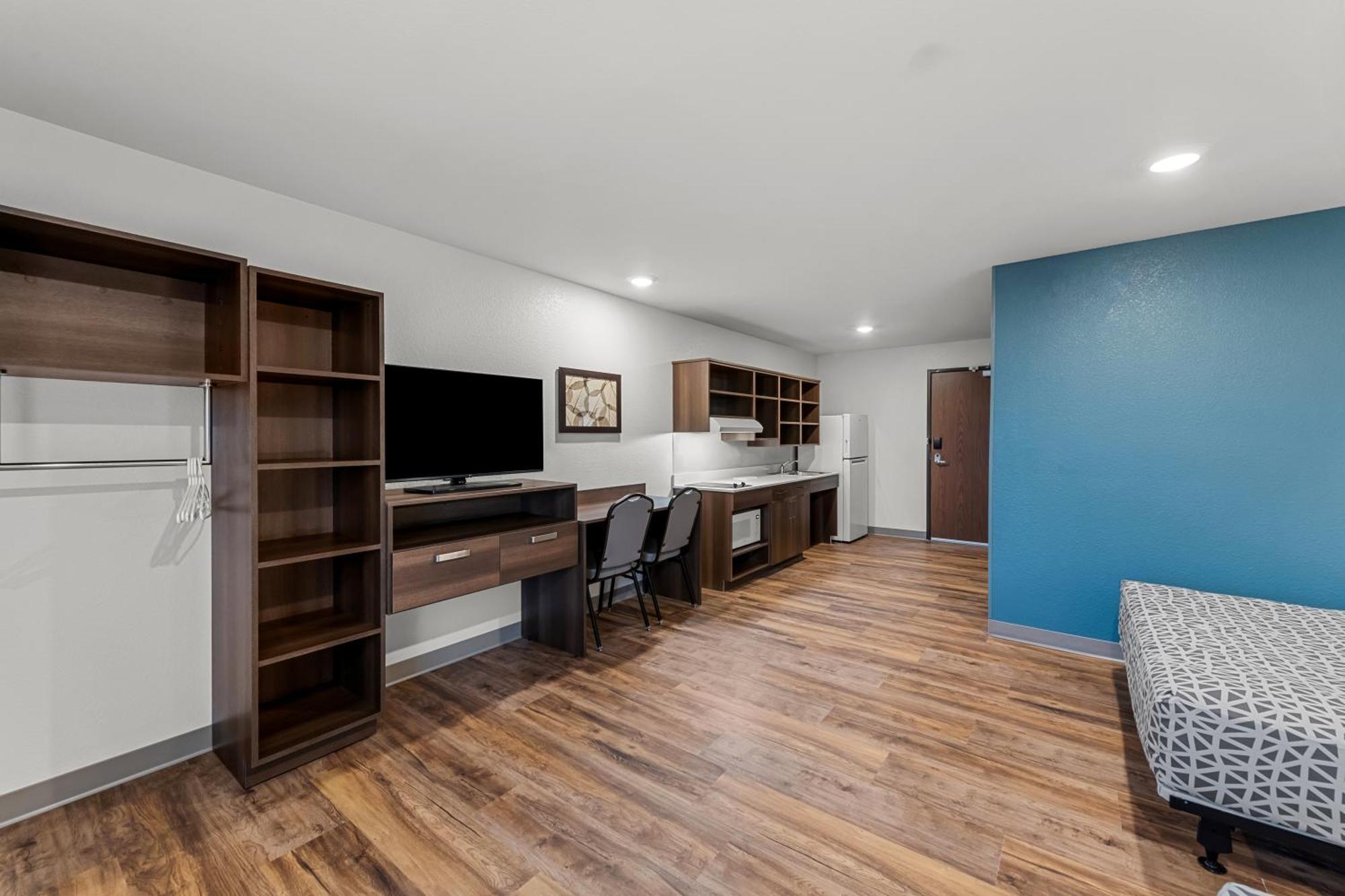 Woodspring Suites Kansas City Airport 外观 照片