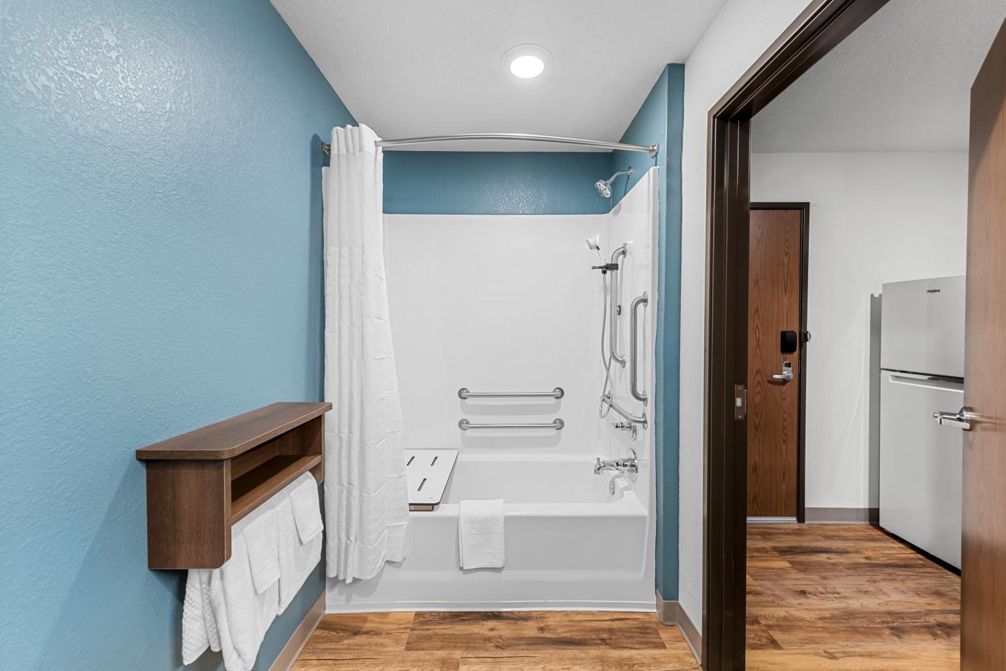 Woodspring Suites Kansas City Airport 外观 照片