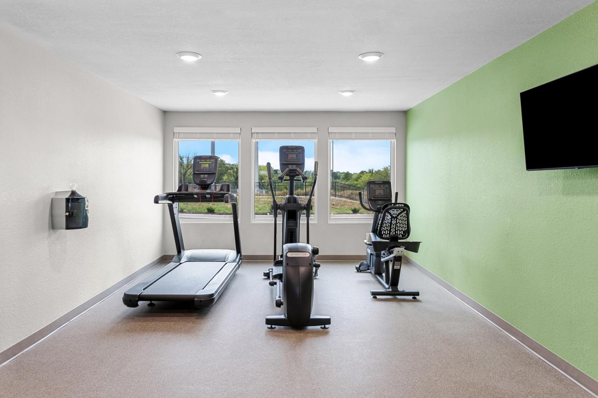 Woodspring Suites Kansas City Airport 外观 照片