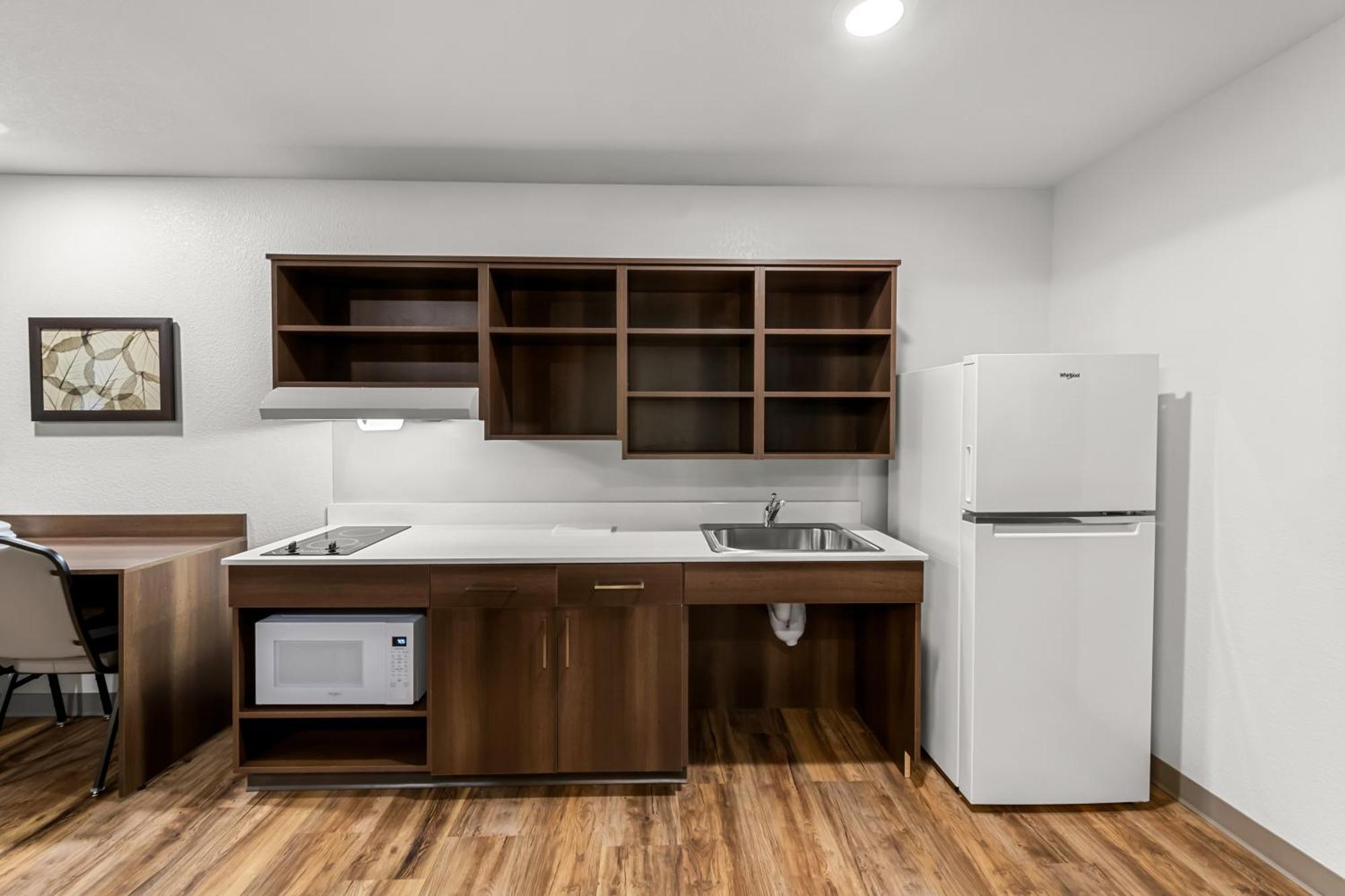 Woodspring Suites Kansas City Airport 外观 照片