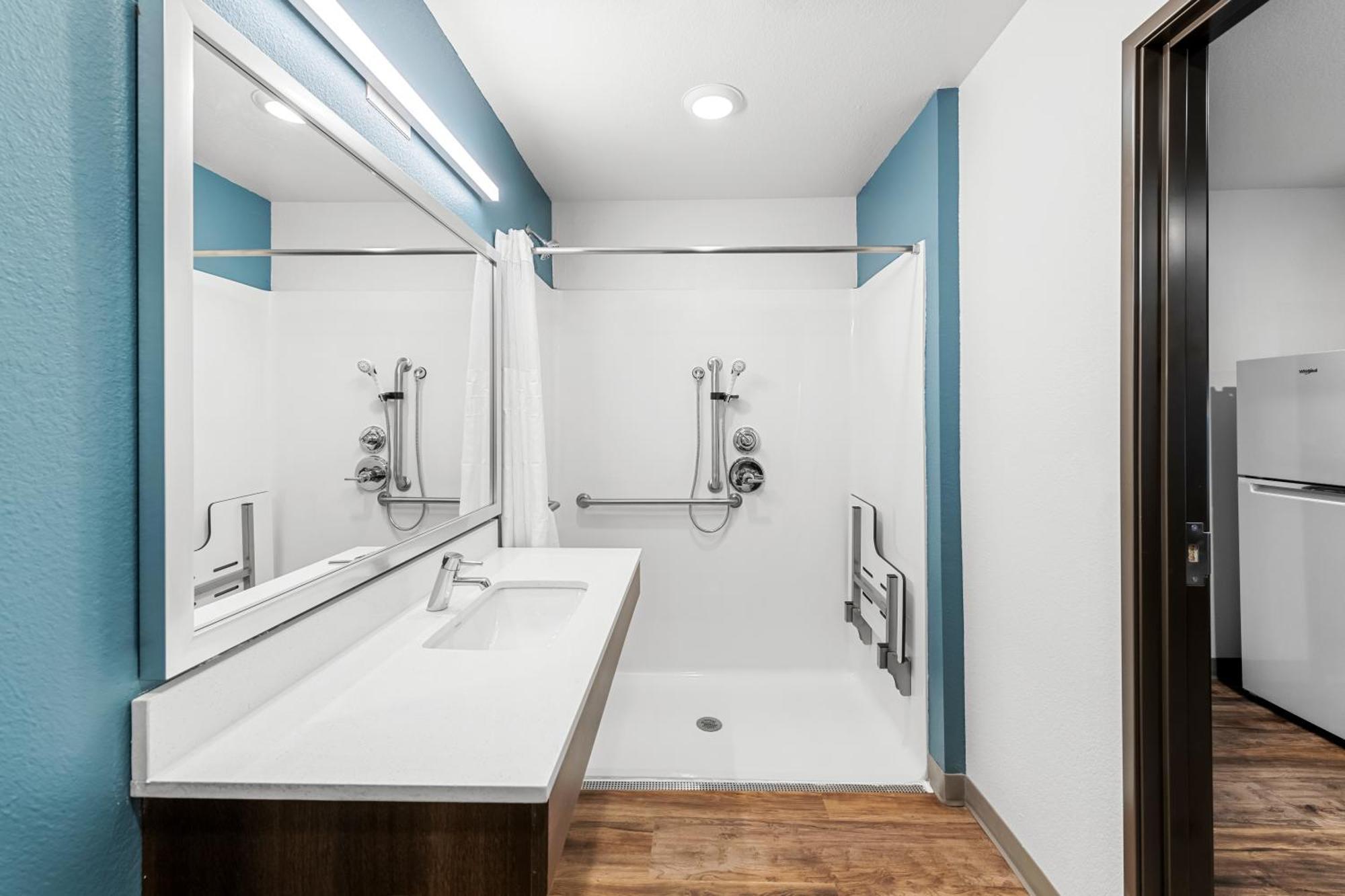 Woodspring Suites Kansas City Airport 外观 照片