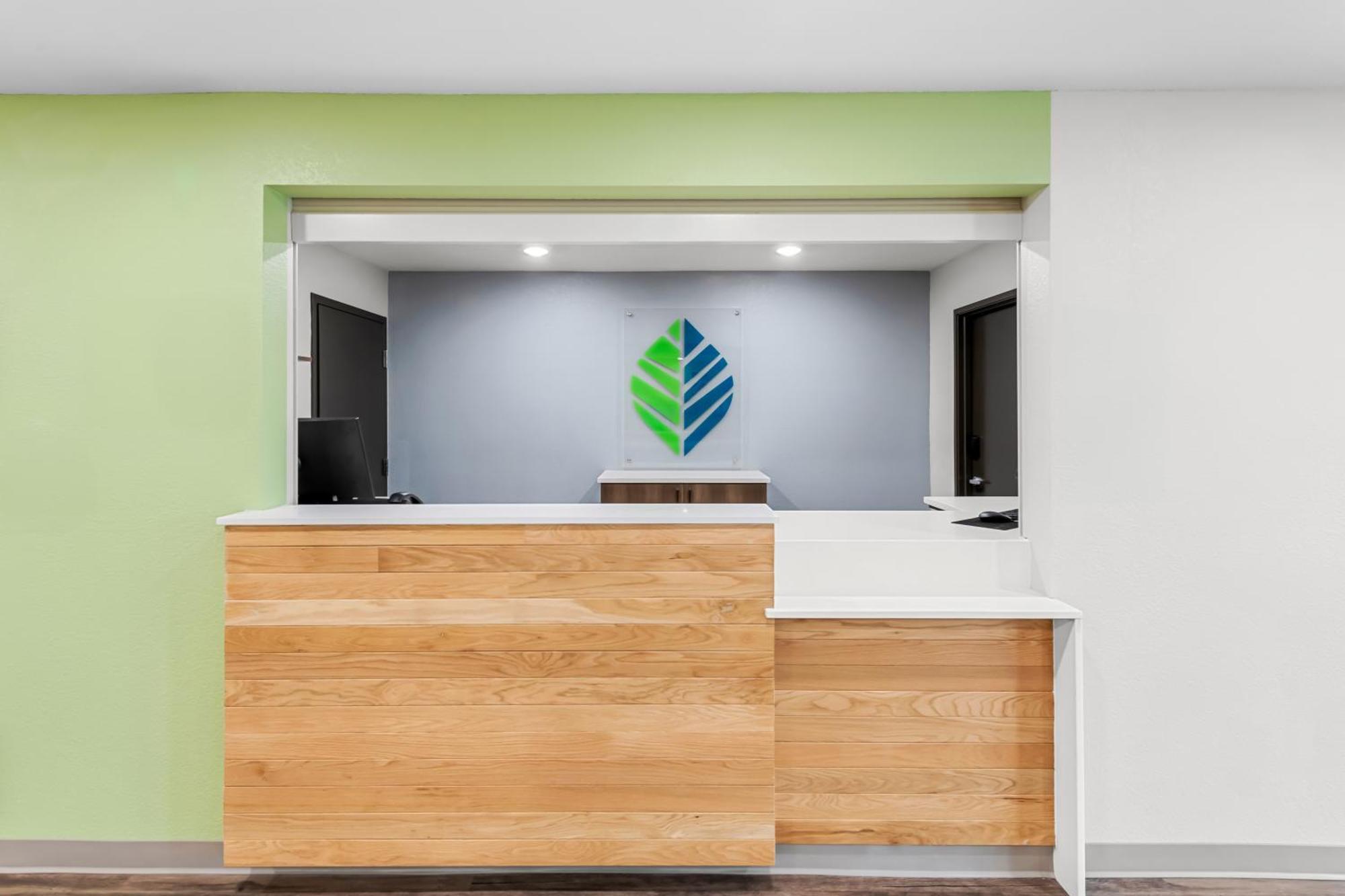 Woodspring Suites Kansas City Airport 外观 照片