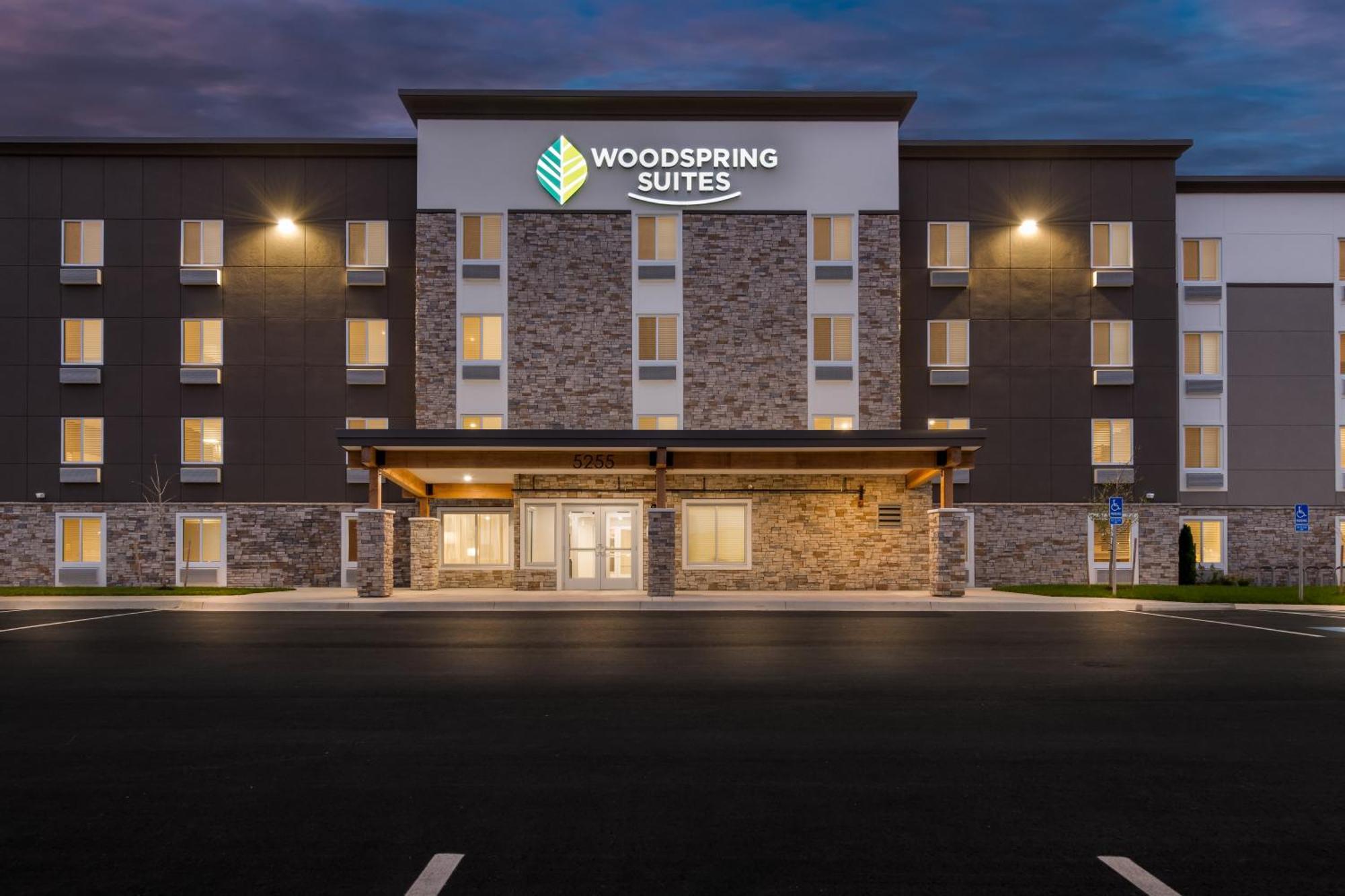 Woodspring Suites Kansas City Airport 外观 照片